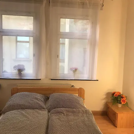 Meeraner Parkresidenz Schmied * מירן